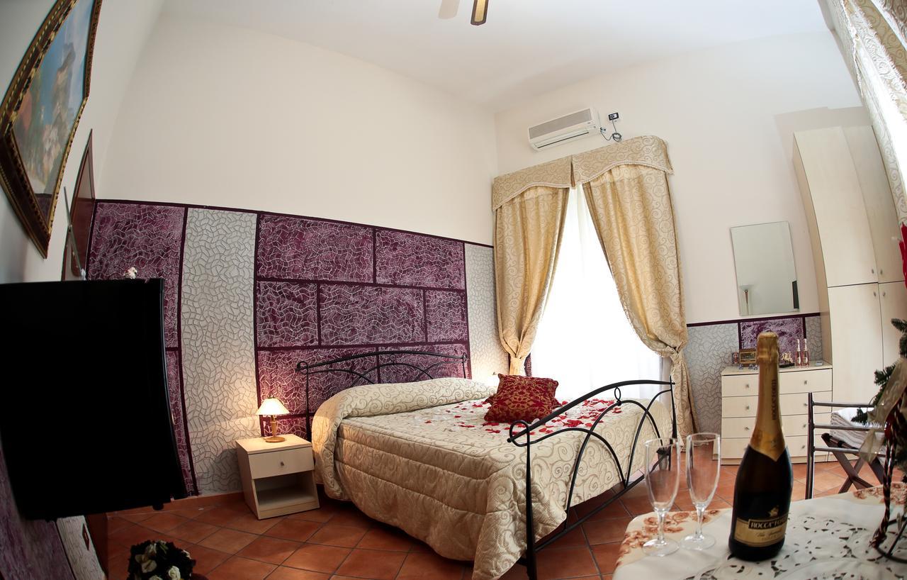 Hotel Residence Confalone Naples Extérieur photo
