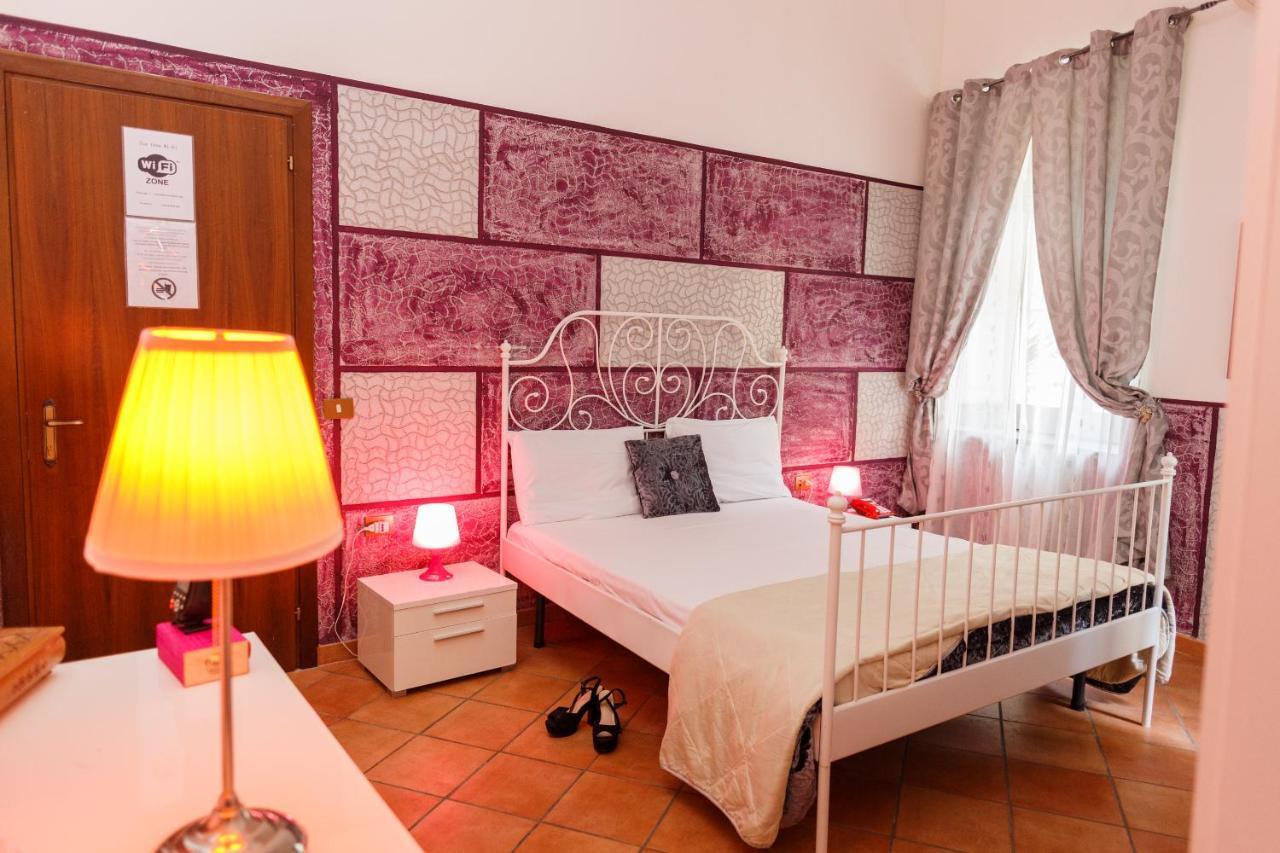 Hotel Residence Confalone Naples Extérieur photo